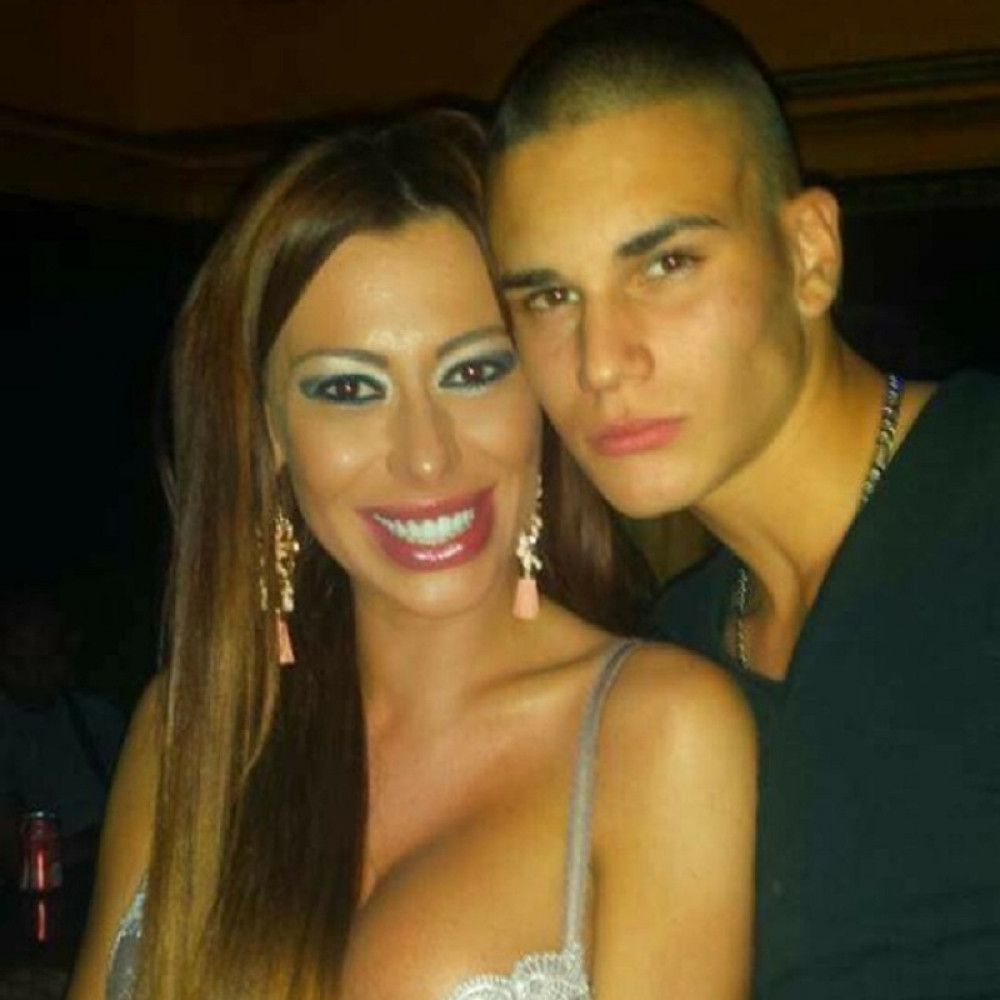 Mimi se pomirila sa bivšim dečkom!