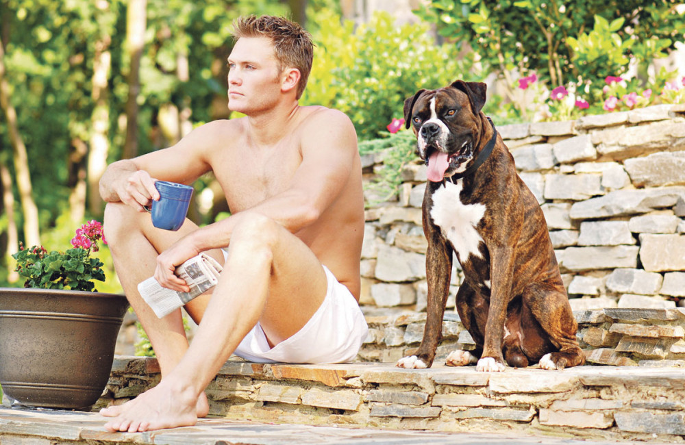 Pas otkriva kakav je u krevetu!