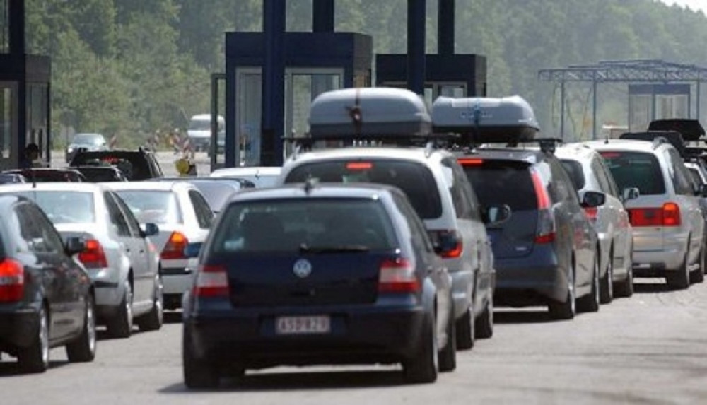 Još jedna zemlja spustila rampu za građane Srbije!