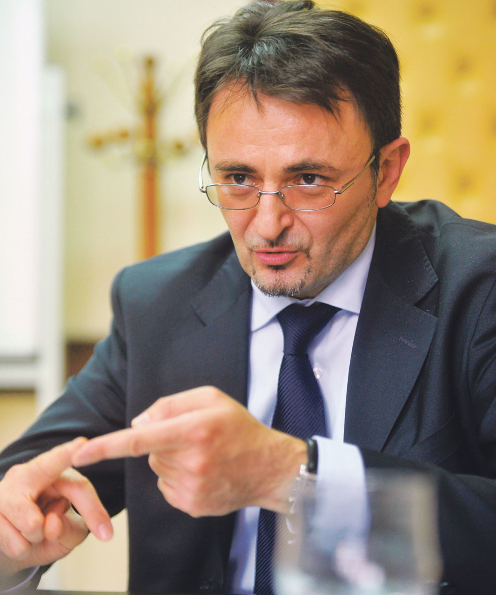 Ćulibrk: Stimulisaćemo radnike da sami daju otkaz!