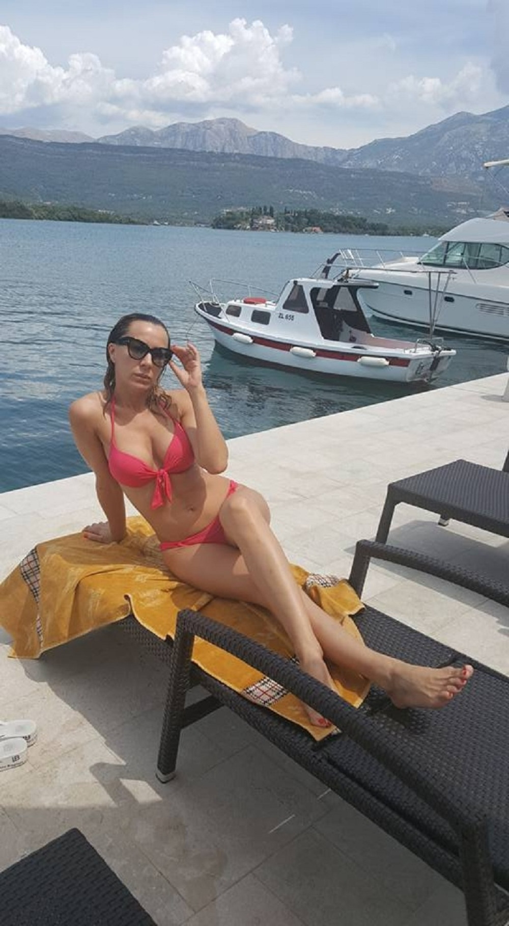 Romana: Daj mi bože starijeg i situiranog muškarca!