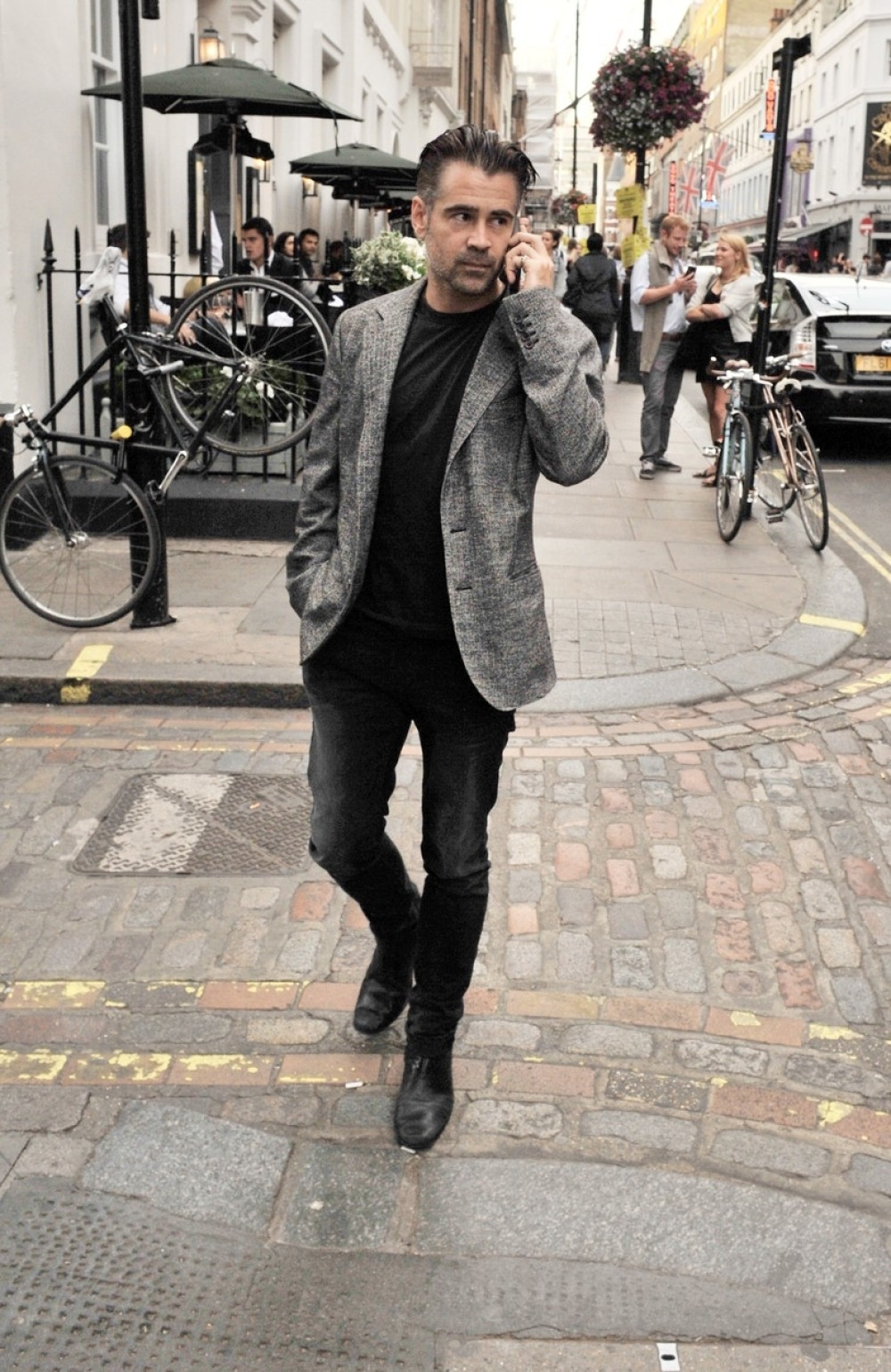 Farel pravio intimnu frizuru na setu (VIDEO)