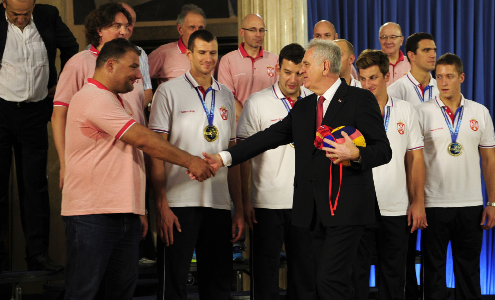 Digli ste celu Srbiju na noge, vi ste naš ponos!