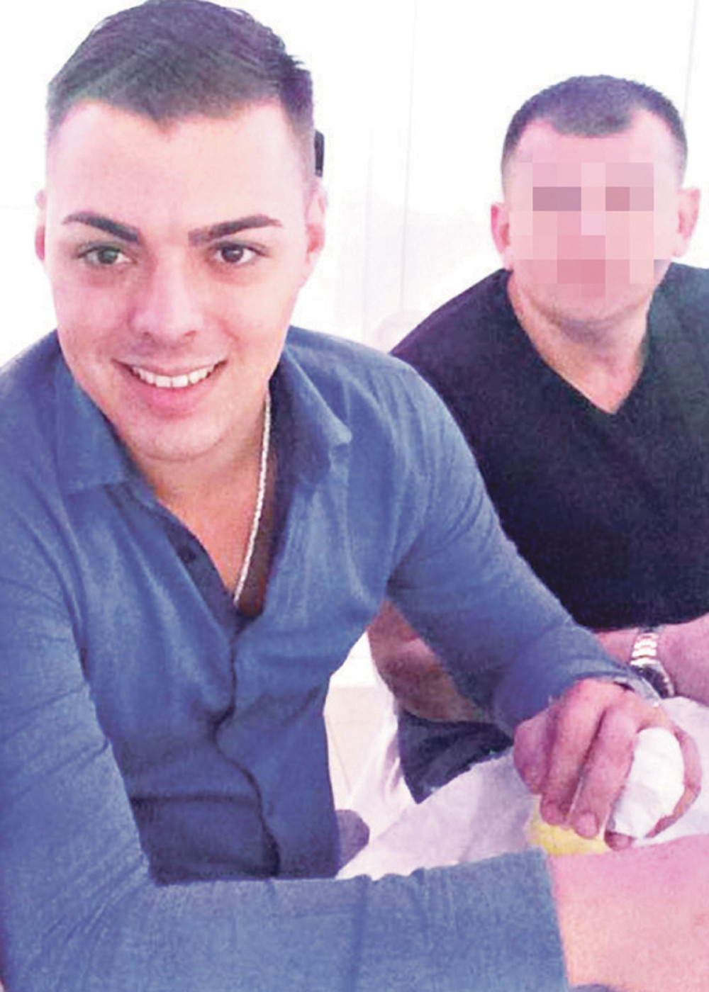 Sloba iz bolnice na nastup!