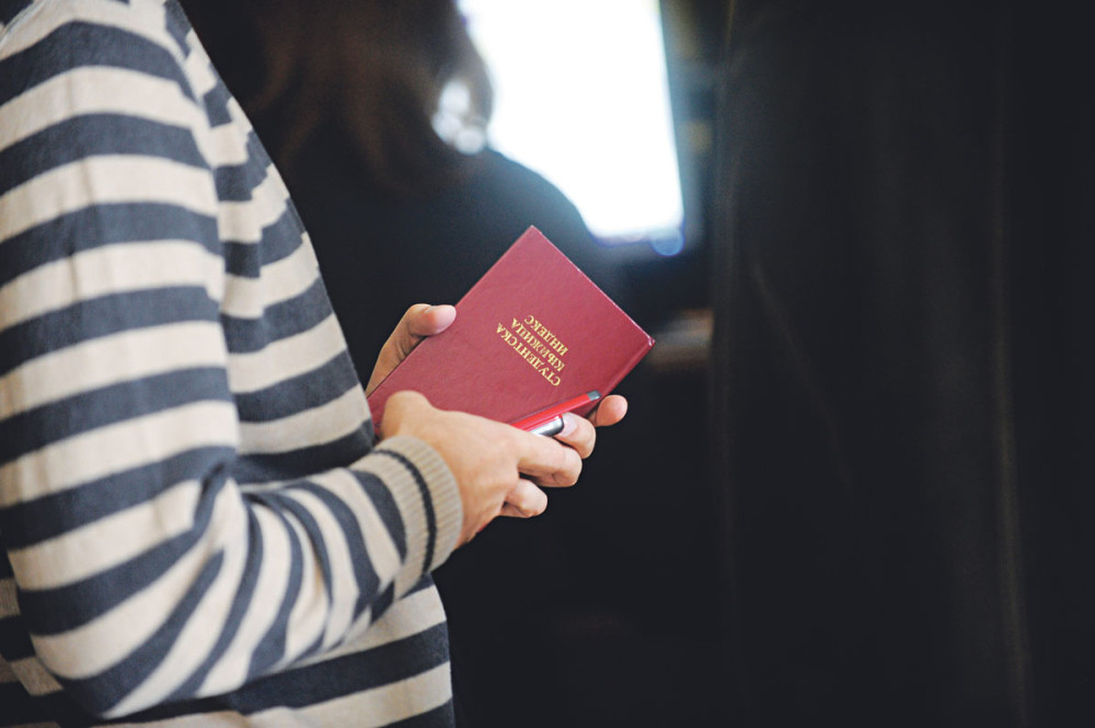 Mladi više vole beli mantil i kompjutere od FABRIKE! Svi koji žele indeks imaju samo JEDAN cilj kad uzmu diplomu