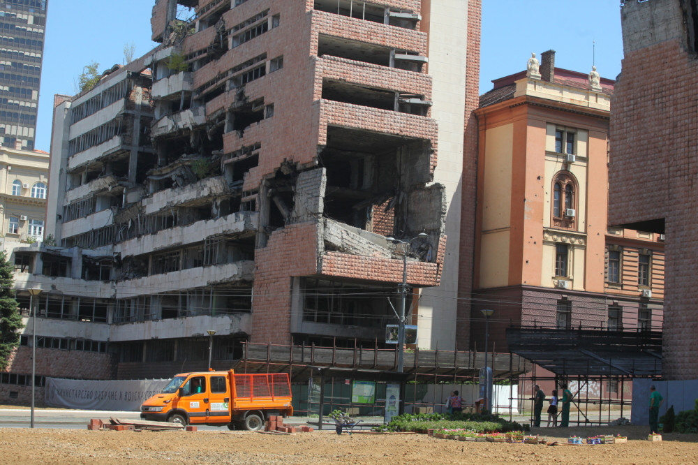 Gašić: Rušenje zgrada Generalštaba u septembru