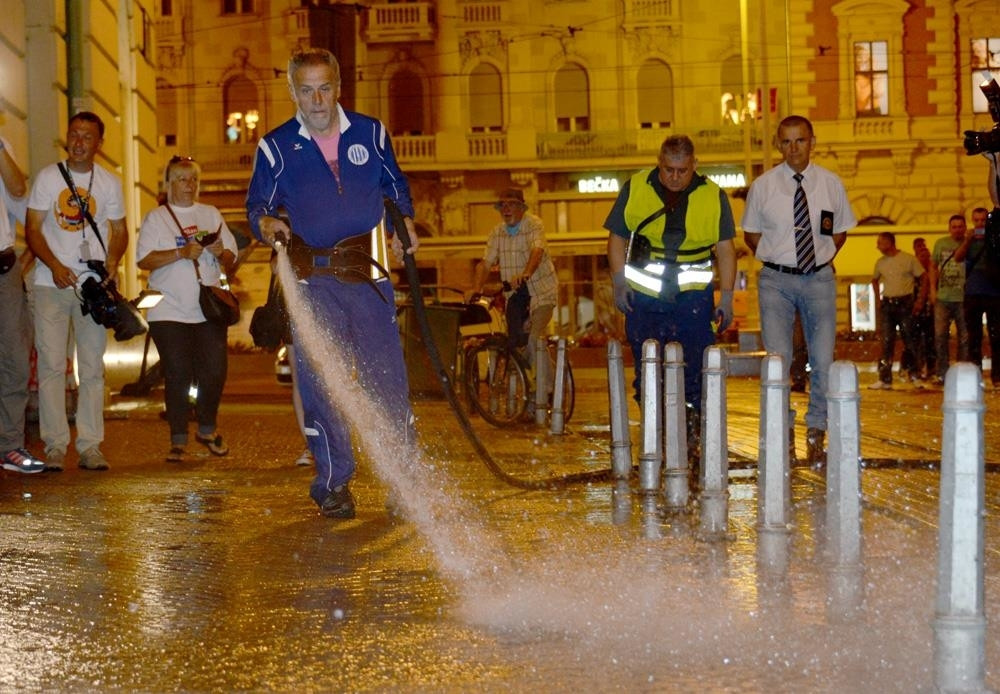 Bandić jutros oprao zagrebačke ulice