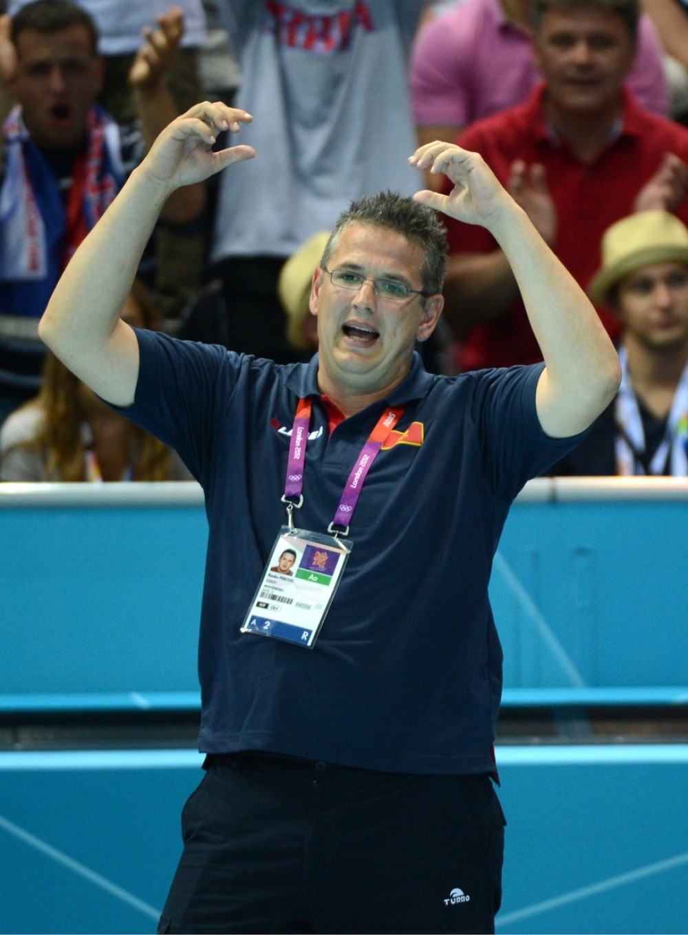 Perović napustio klupu Crne Gore