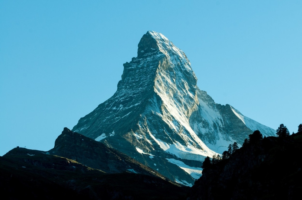 Putnici će provesti noć zarobljeni na žičari?! (VIDEO)