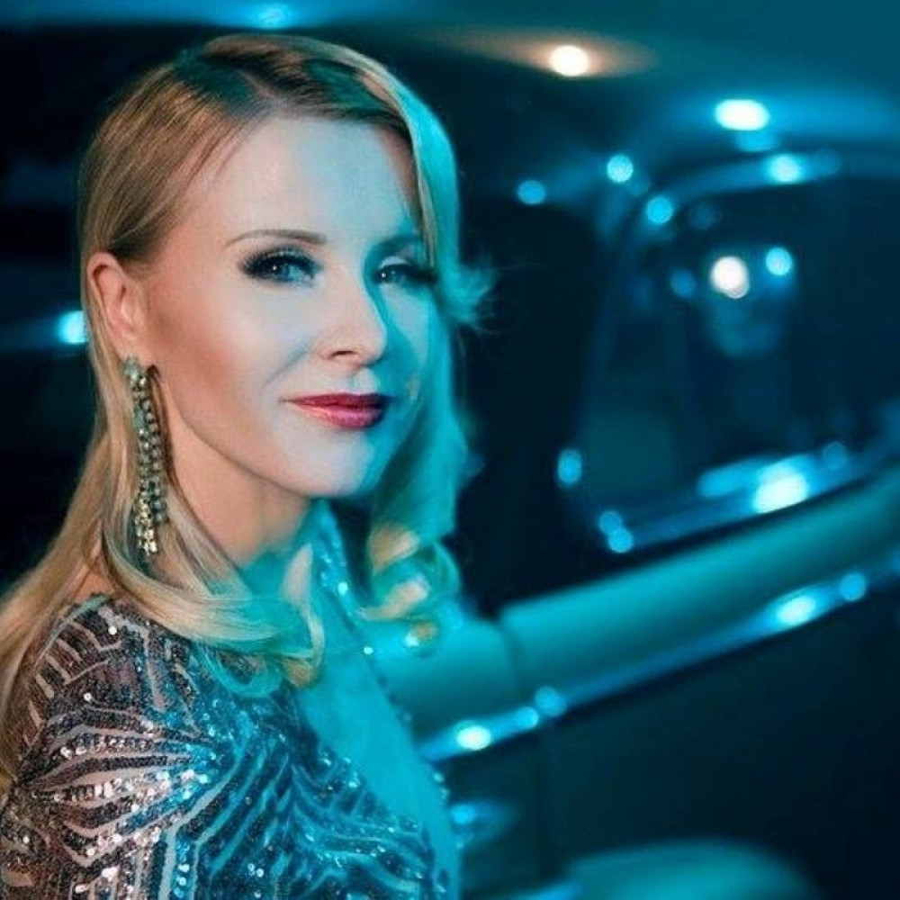 Hrvatska pevačica zaglavila u bolnici!