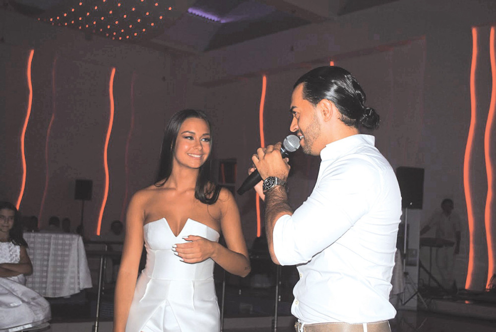 Mile Kitić samo na piće spiskao 3.000 evra!