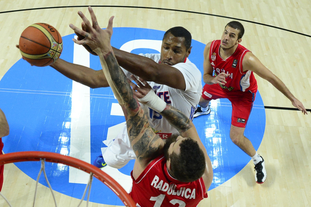 Jedan od NAJPOZNATIJIH francuskih košarkaša odlučio da se POVUČE