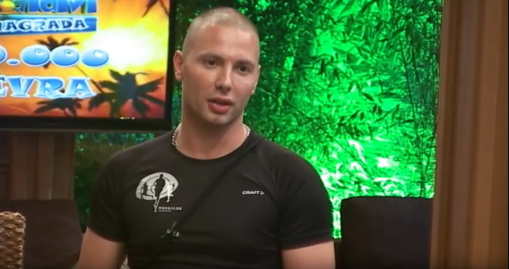 Brendon devojku prevario s dečkom!