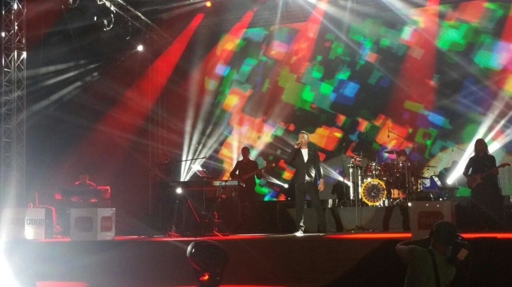 Joksimović na nastupu pred 25.000 ljudi! (FOTO)