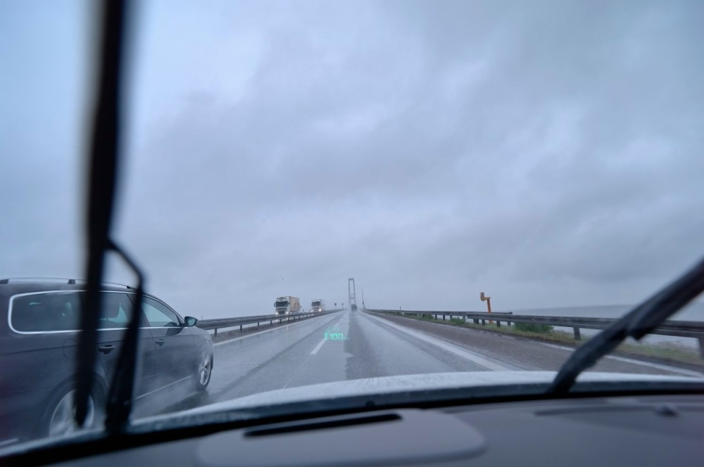 Danas hladnije i oblačno, mestimično s kišom