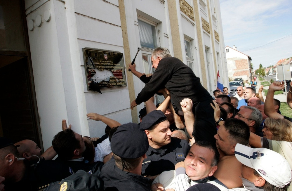 Razbijao ćirilične table u Vukovaru i nikom ništa!