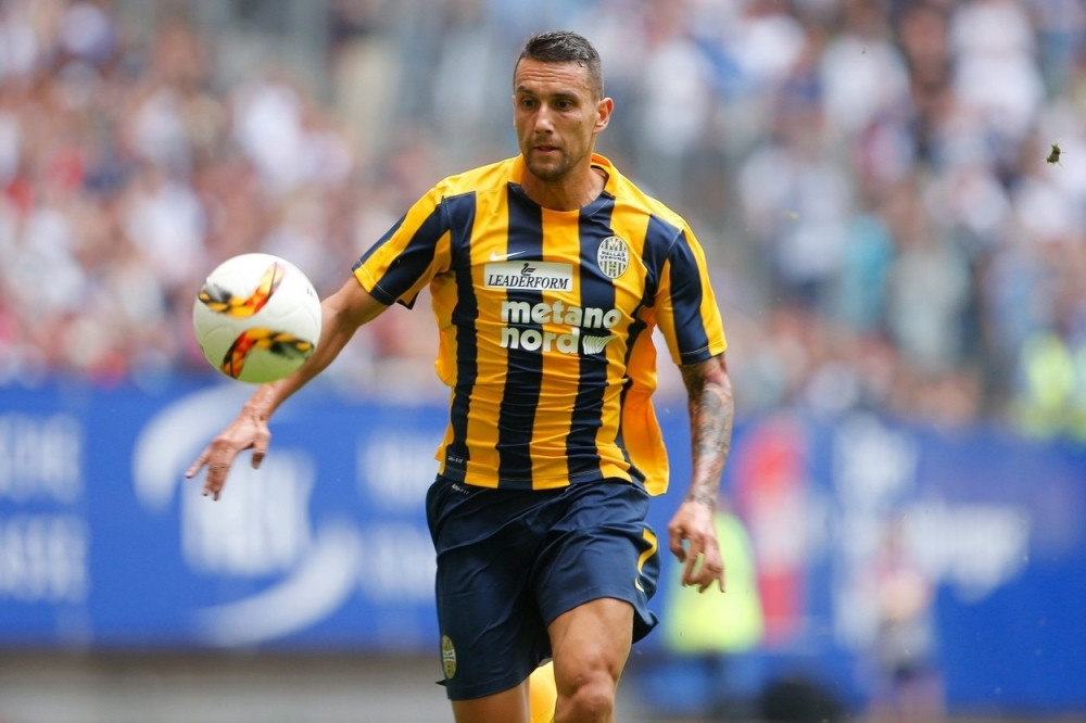 Boško Janković oblači crno-beli dres