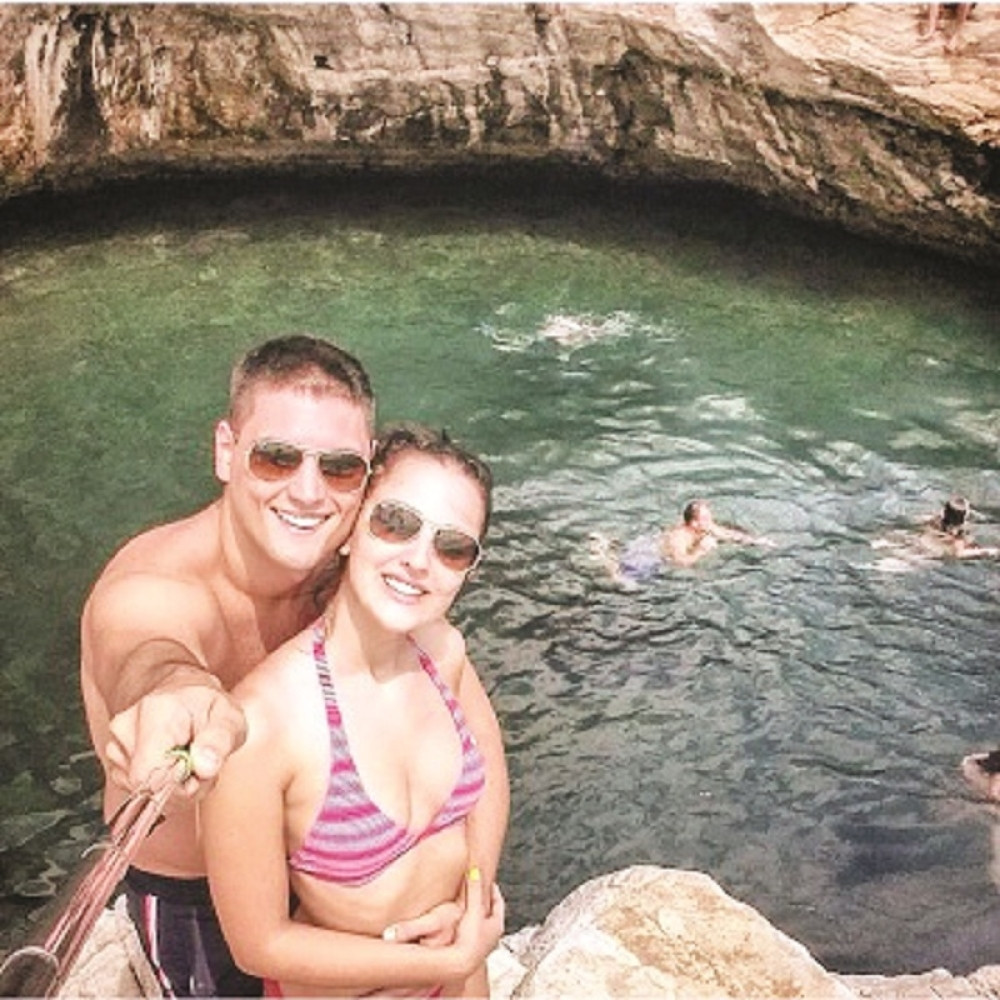 Aleksandra i Ljuba uživaju na Tasosu