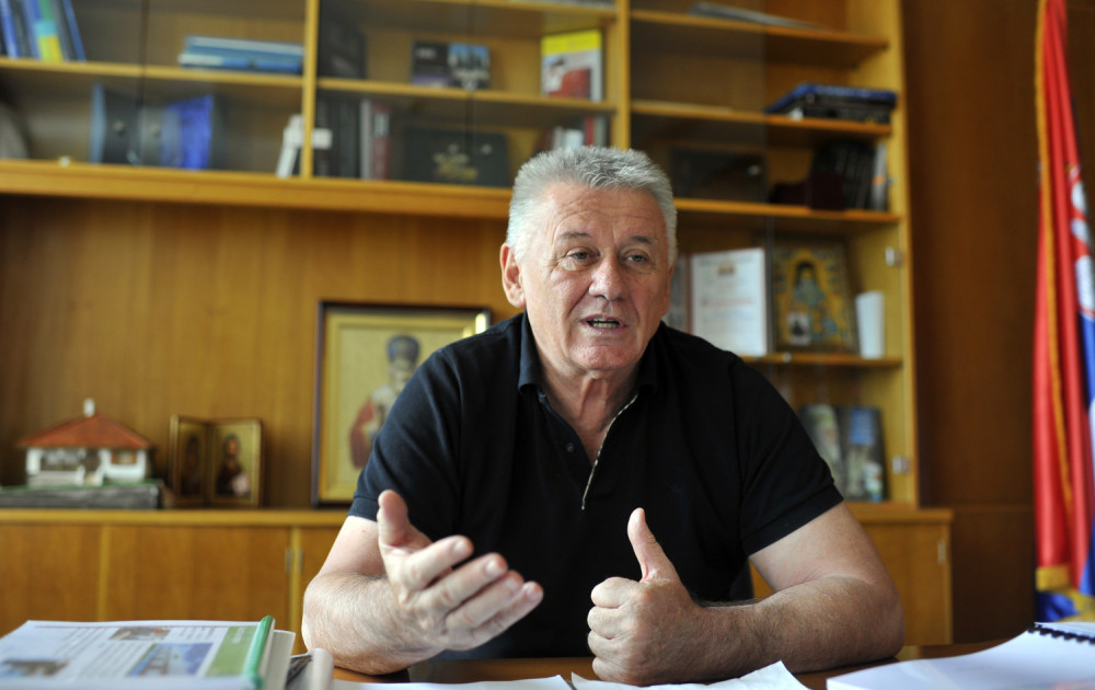 Velja Ilić opet među nama!