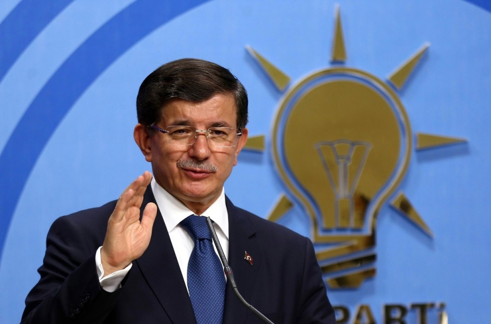 Davutoglu razmišlja o ostavci