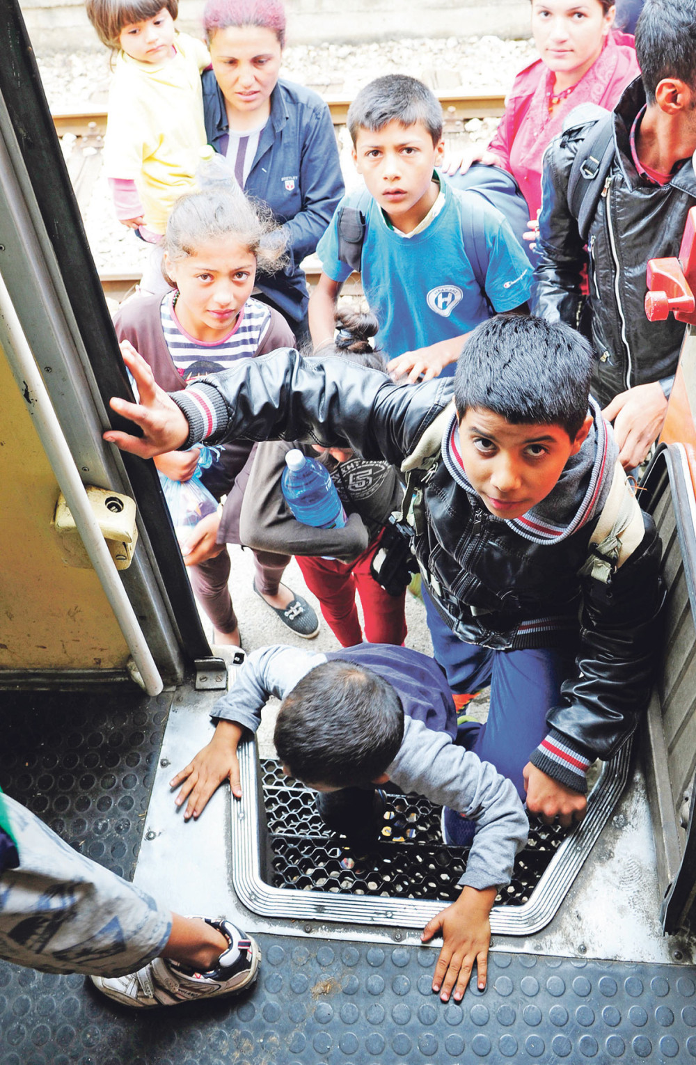 Krijumčari migranata zgrnuli 30 miliona €!