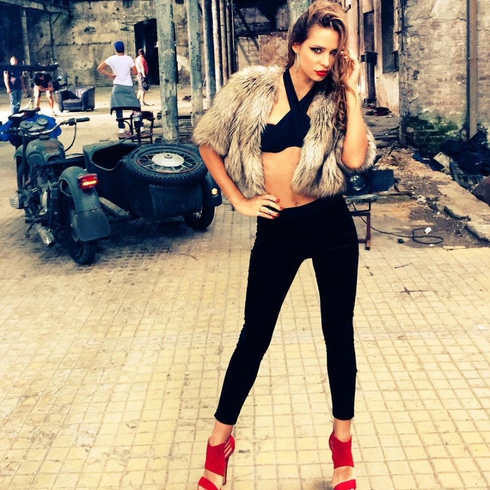 Seksi Šavija opet snima spot! (FOTO)