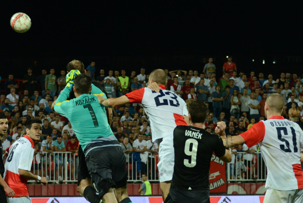 Nada u čudo trajala 19 minuta: Česi lagano preskočili Vošu (VIDEO)