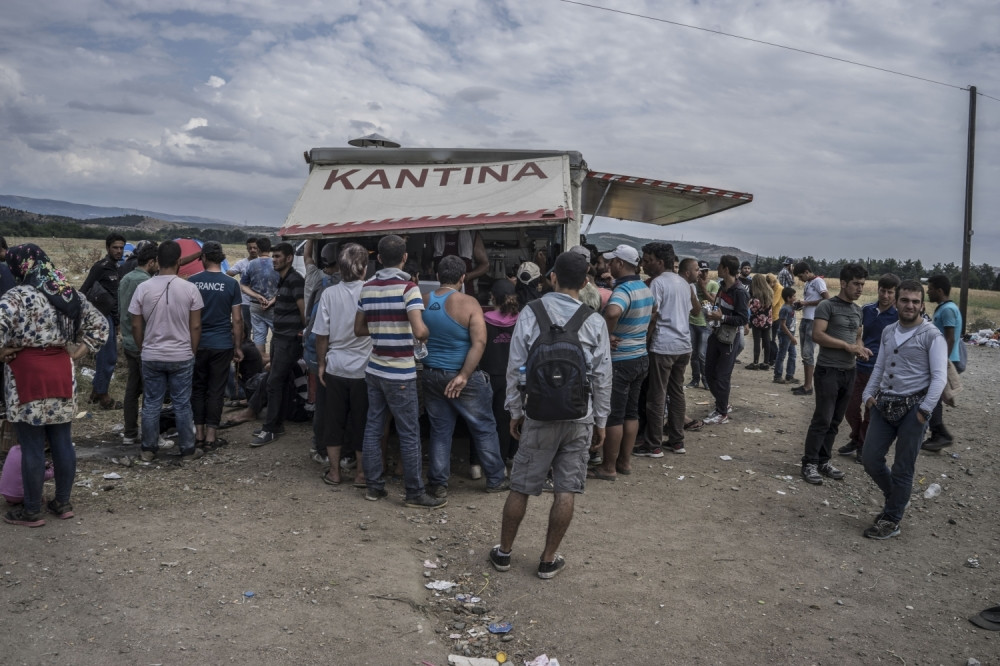 Tuča među migrantima na granici Grčke i Makedonije