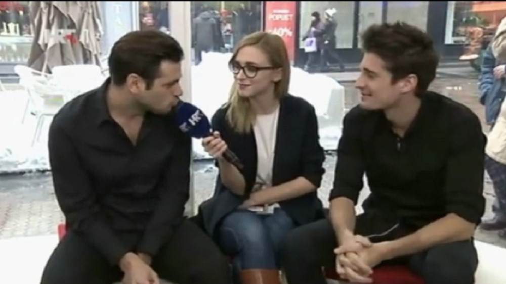 Članovi sastava 2Cellos kulirali novinarku