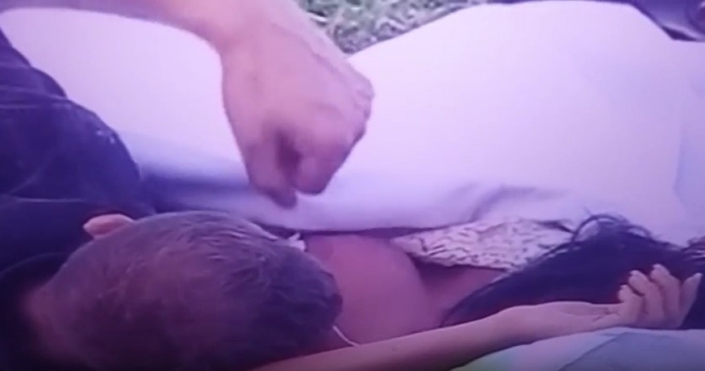 Rade se probudio i imao šta da vidi! (VIDEO)