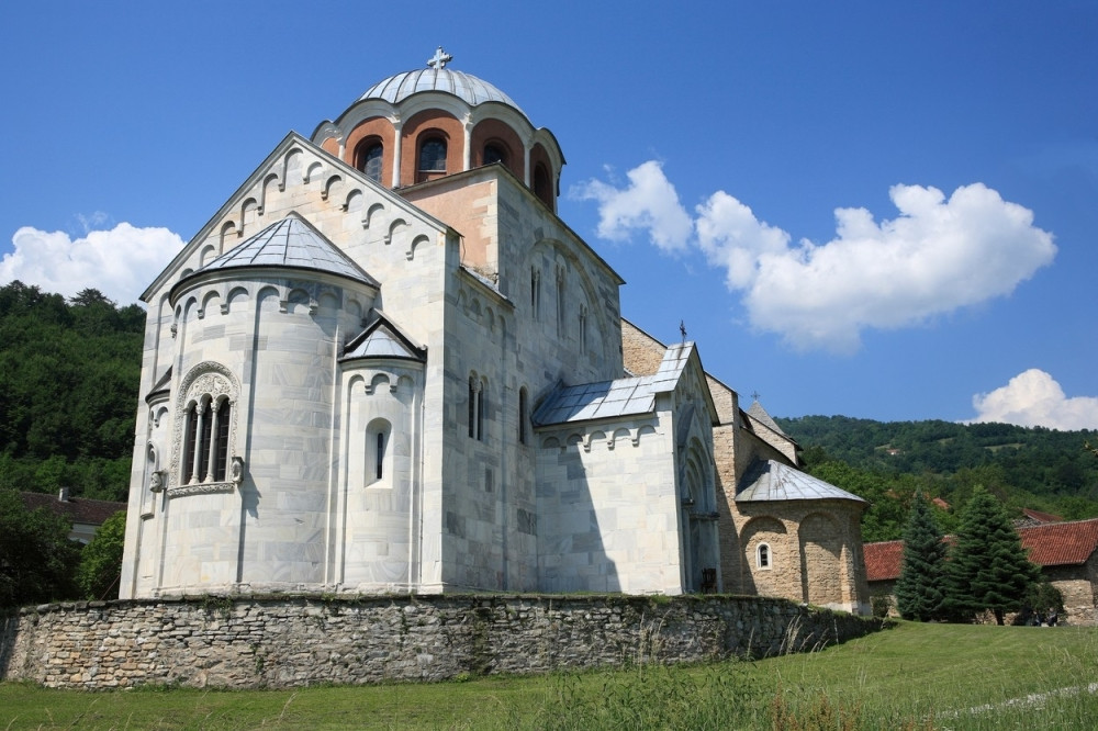 Studenici vraćeno skoro 1.500 hektara