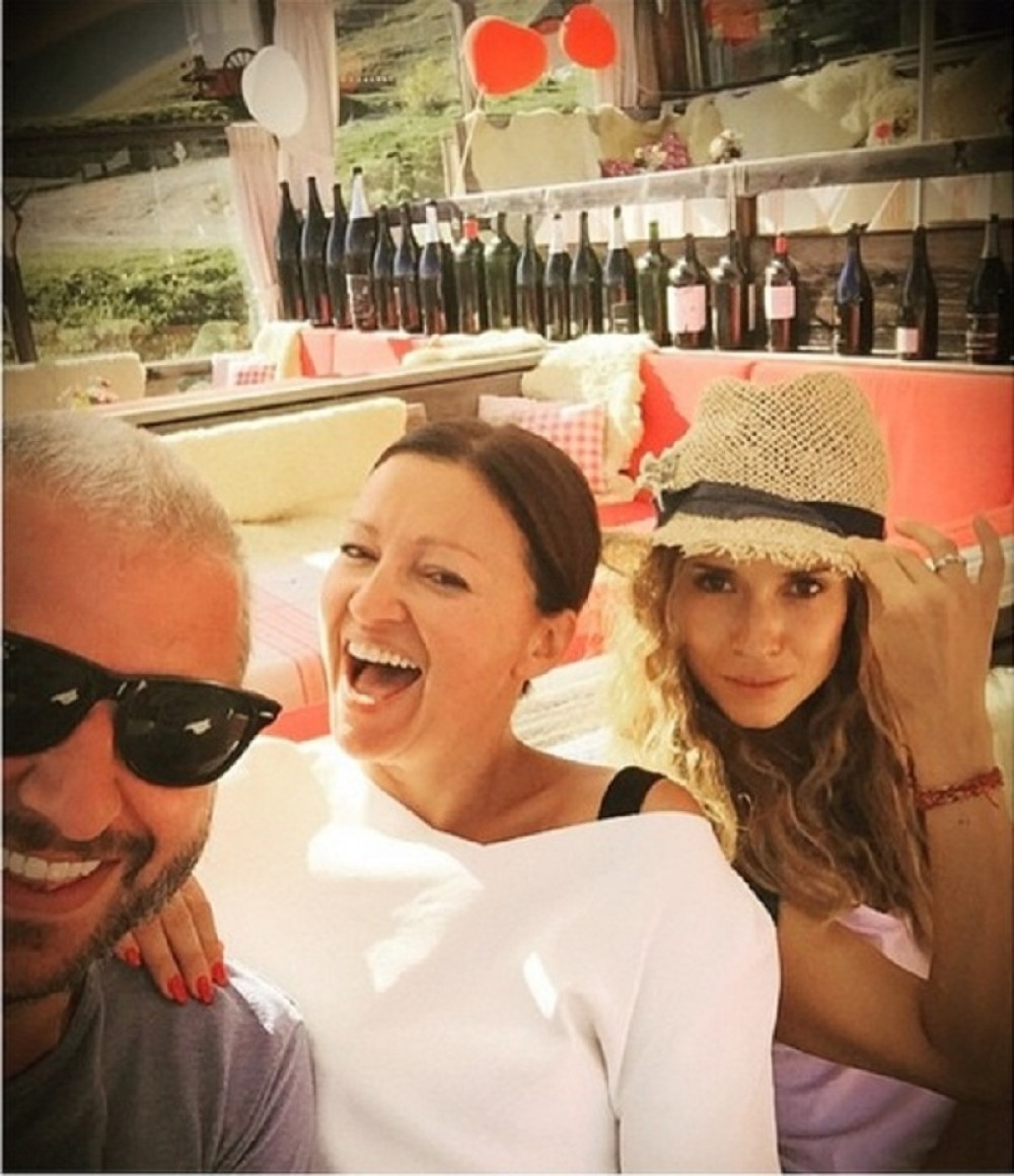 Nina Badrić na godišnjici braka Andreja i Sandre Meljničenko! (FOTO+VIDEO)