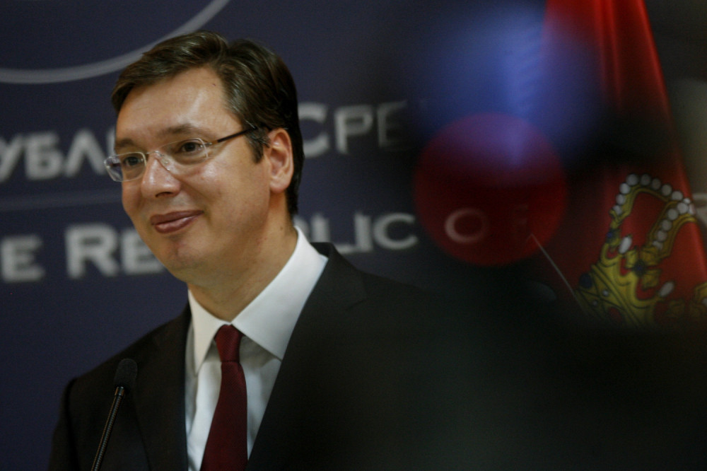 Vučić: Penzije i plate će biti uvećane!