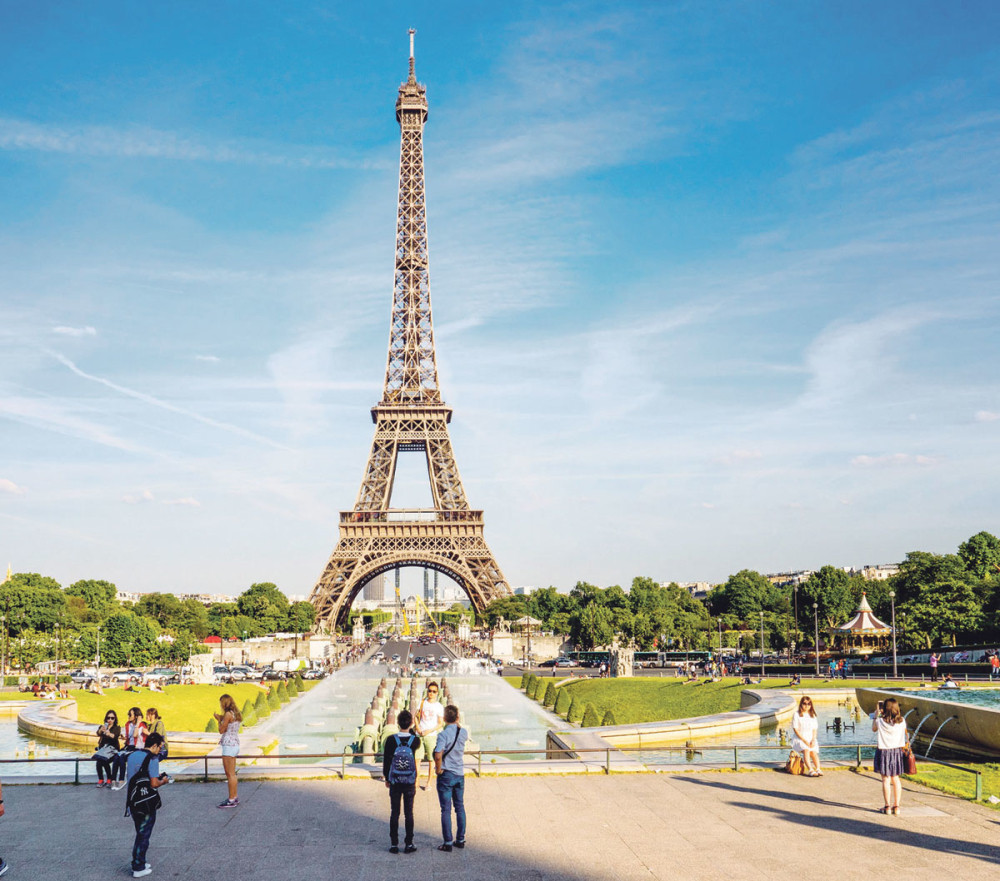 Biro zeza krizu u Parizu!