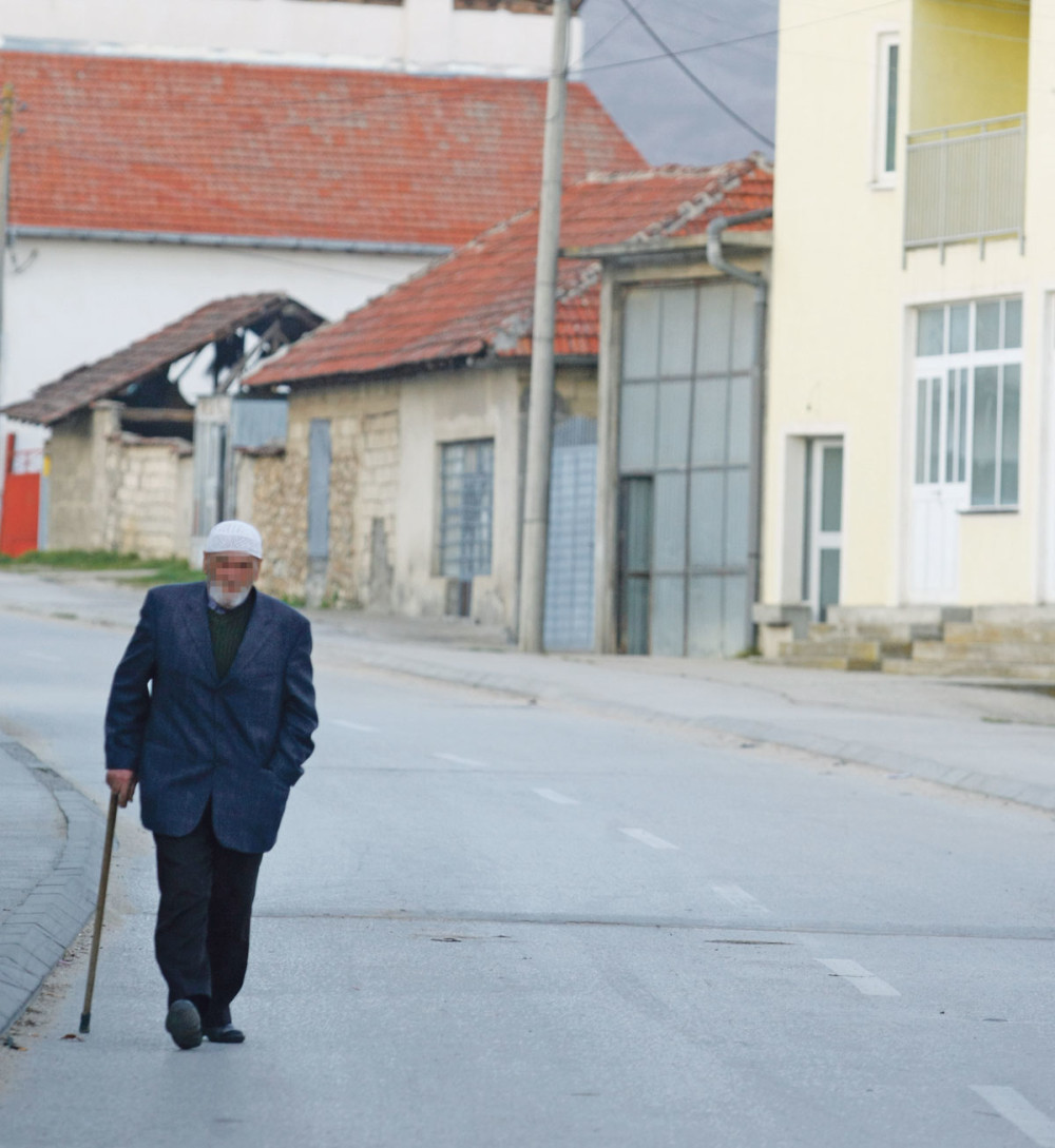 Da nije bilo Beograda, moj sin bi već deset godina bio u grobu! Beograd, bog, pa doktor!