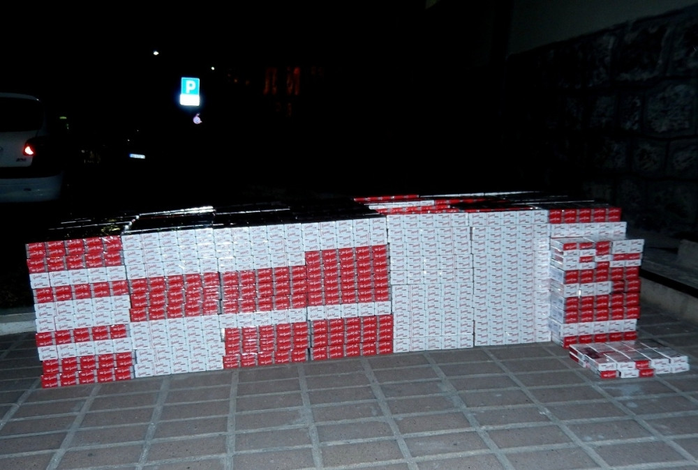 Napunio sedišta cigaretama, pa krenuo u Srbiju