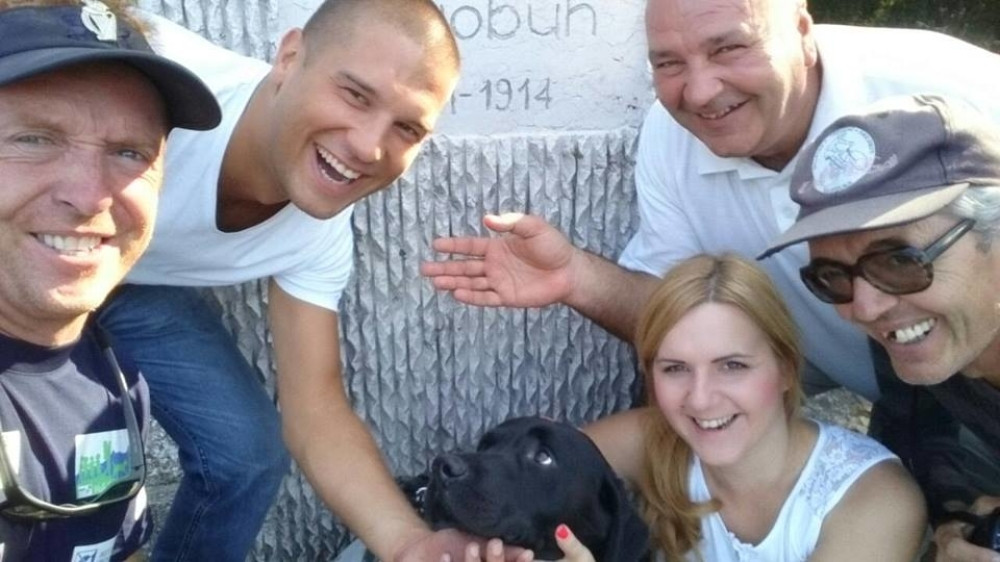 Za srpsku decu preko Albanije u Zvezdinom dresu! (VIDEO)