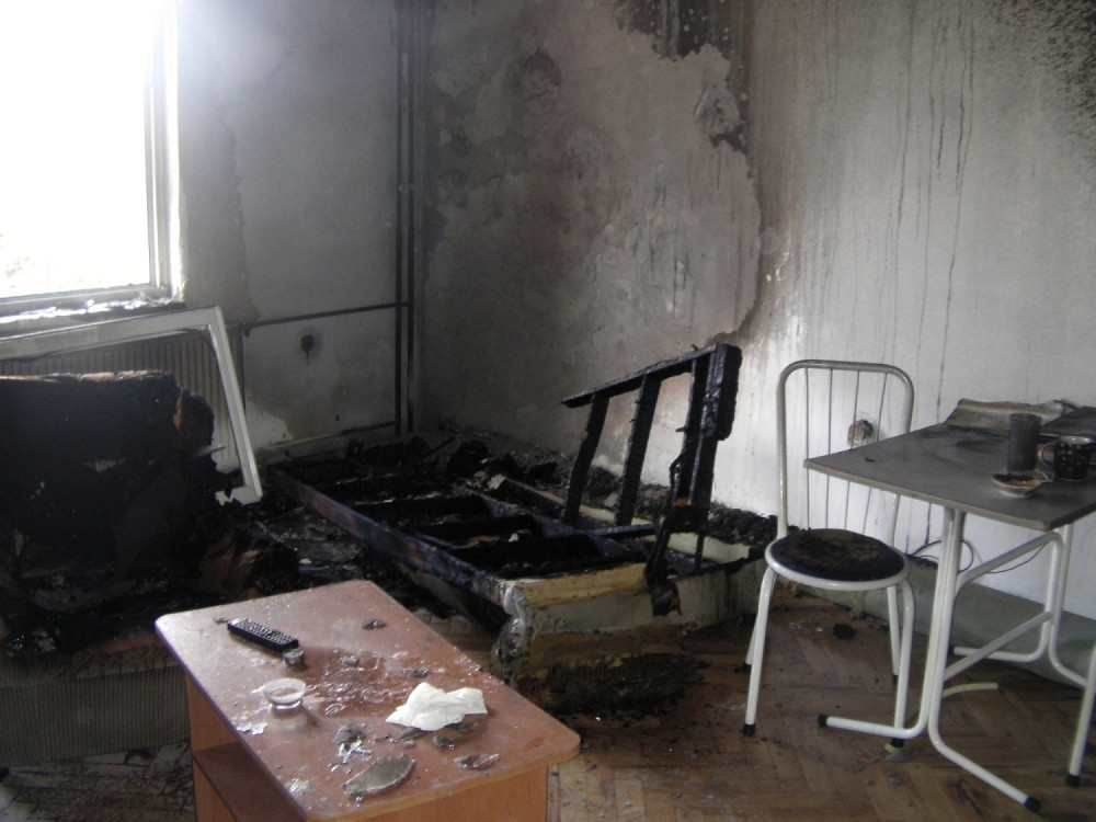 Žena povređena u požaru u Vranju!