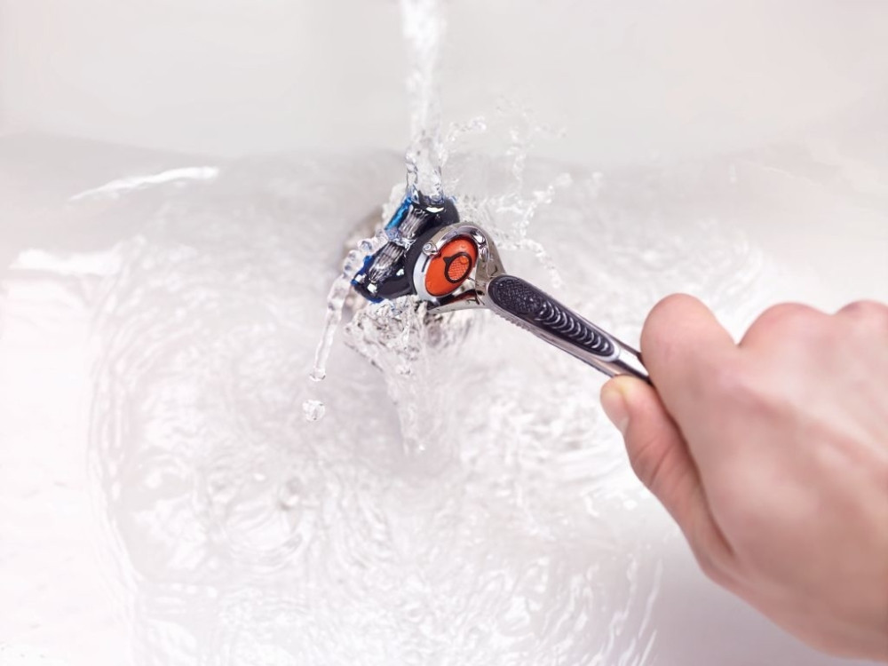 Ovim brijačem se sigurno nećete poseći!