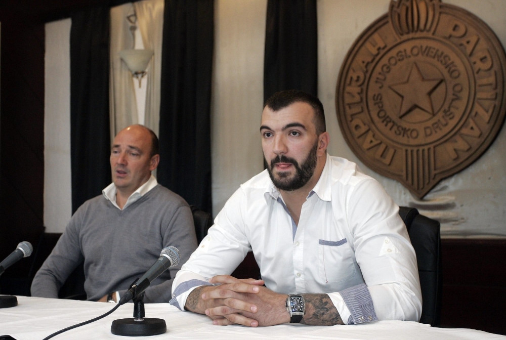 Interes Partizana je iznad svega!