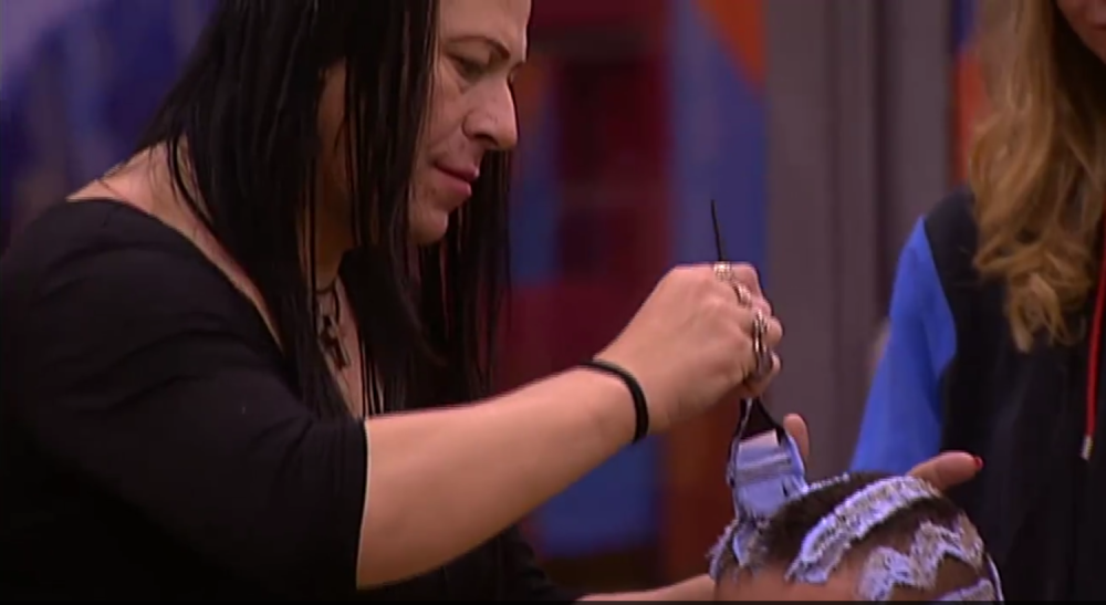 Ukućani Velikog brata unakazili cimera! (VIDEO)