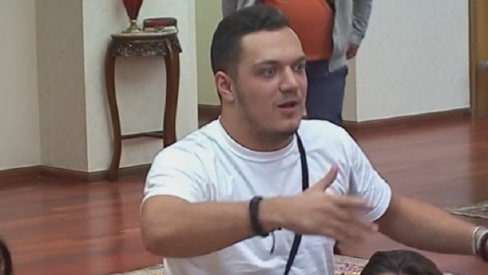 Gastoz: Probao sam svoju spermu (VIDEO)