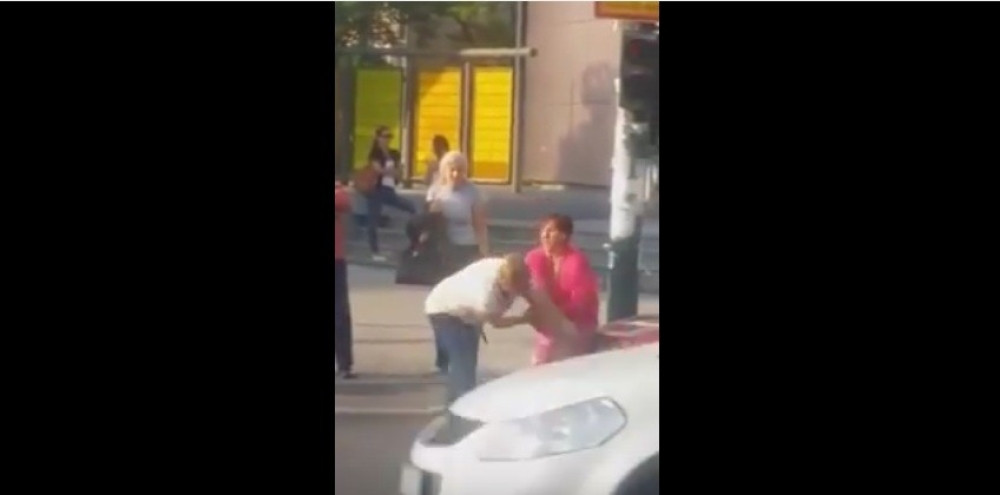 Pogledajte tuču Sarajki na ulici