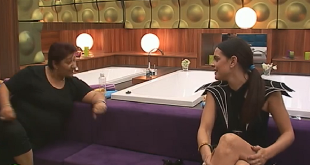 Rada kritikovala Stefani za seks! (VIDEO)