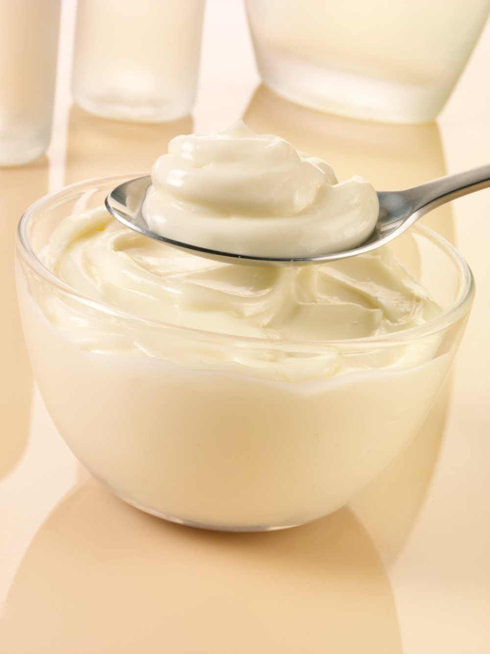 Da li ste znali da majonezom možete da skidate fleke? A tu su i DRUGI KUĆNI TRIKOVI!