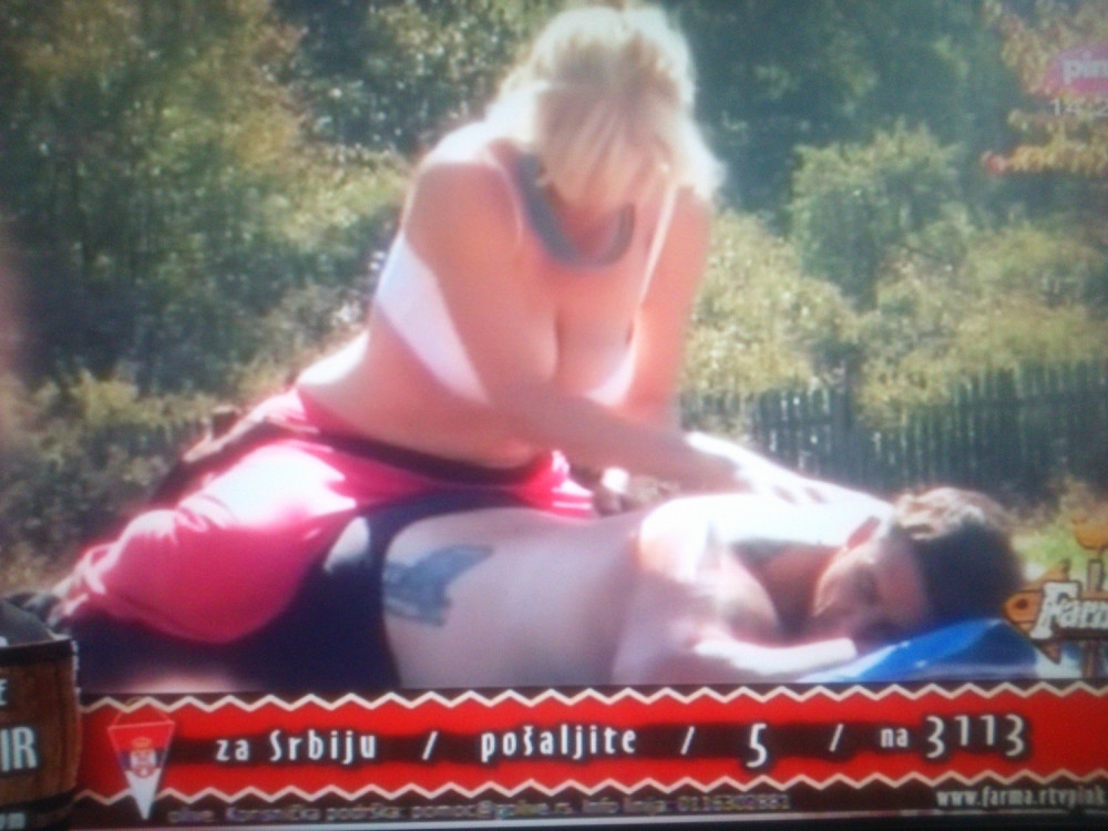 Medenica uzjahala Kristijana! (FOTO)