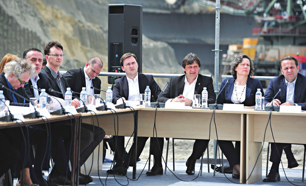 Ministri, pazite da ne podivljate!