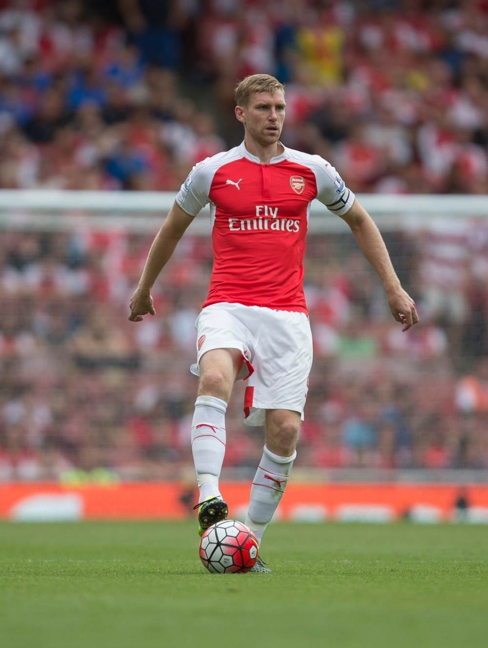 Mertesaker zbog udesa propušta Dinamo