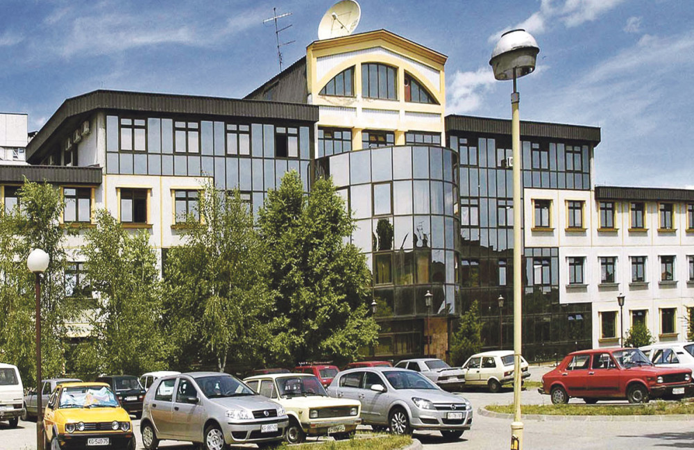 Bombom hteo da raznese lekare