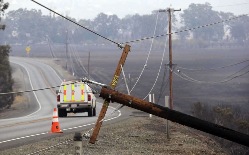 U Kaliforniji izgorelo 600 kuća
